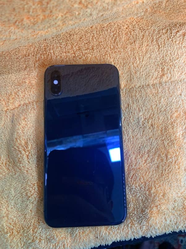 I iphone xs 64gb pta approved 0