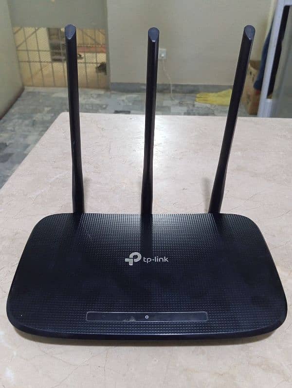TP Link Router Model:TL-WR940N 1