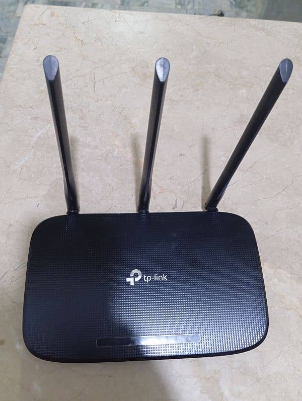 TP Link Router Model:TL-WR940N 2