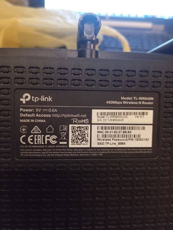 TP Link Router Model:TL-WR940N 5