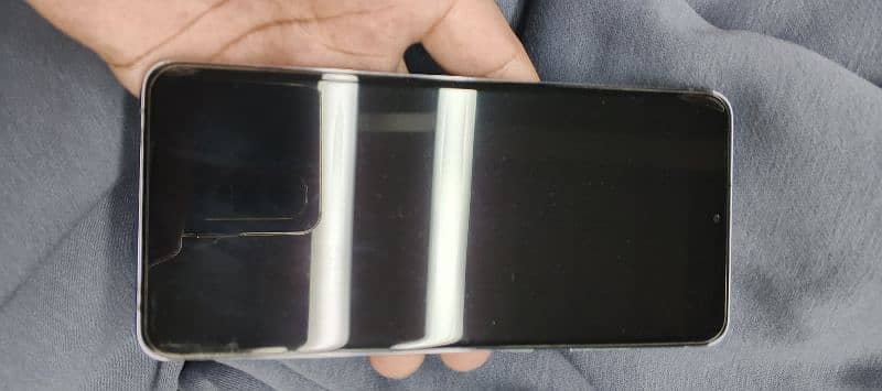 S20 plus 8/128 4