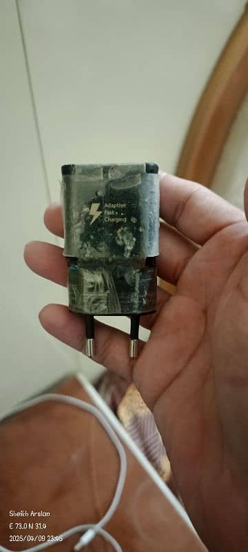 Samsung Galaxy Note 9 Orignal Box Pulled Charger 1