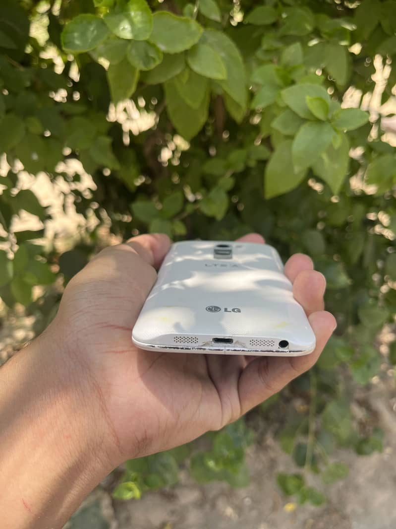 LG G2 2