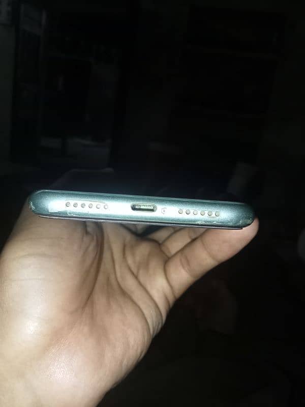 I phone 11 pro 1