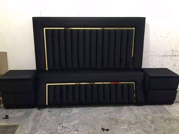 bed / wooden bed / bed set / dreesing table / furniture 10