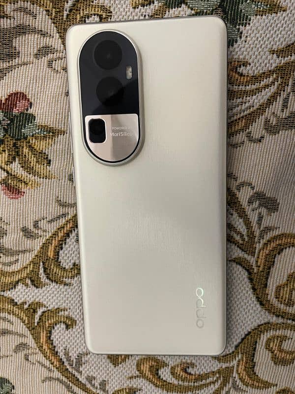 oppo reno 10 pro 5g. 16 256gb 0