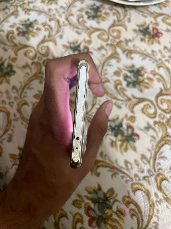 oppo reno 10 pro 5g. 16 256gb 4