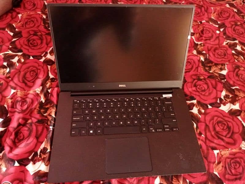 Dell precision 5520 sale out 5