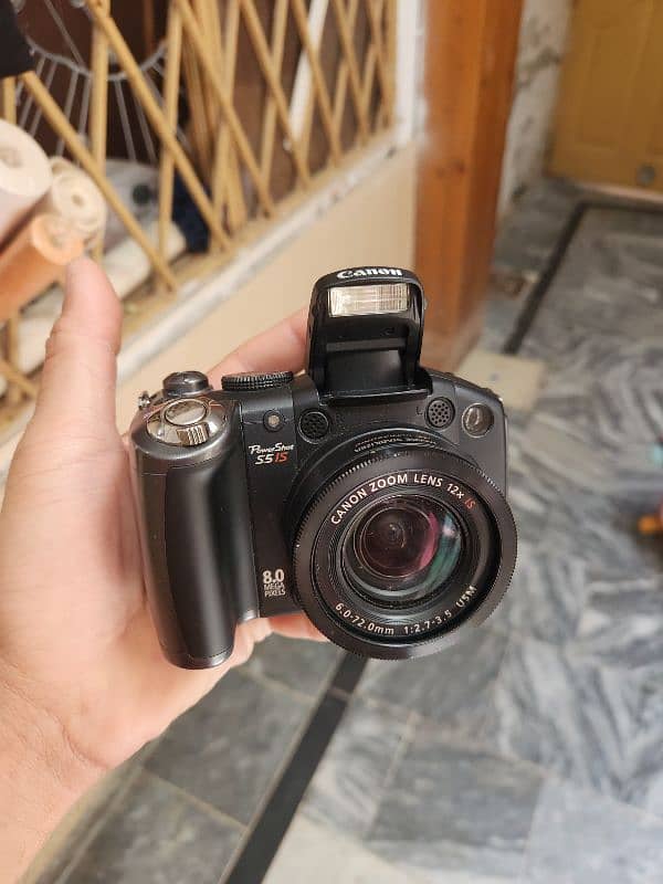 canon powershot S5 IS handycam 5