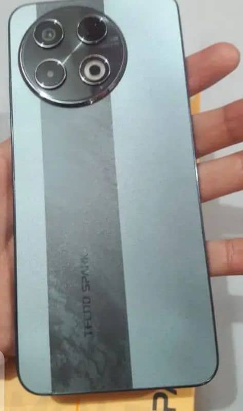 TECNO SPARK 30 PRO 1