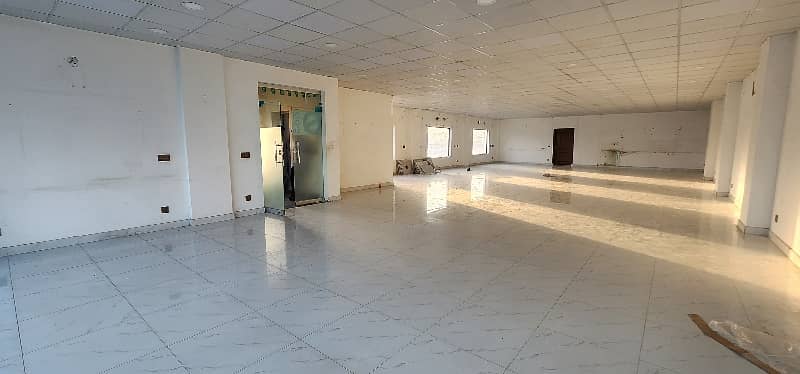 1 Kanal 3rd Floor Available For Rent 2