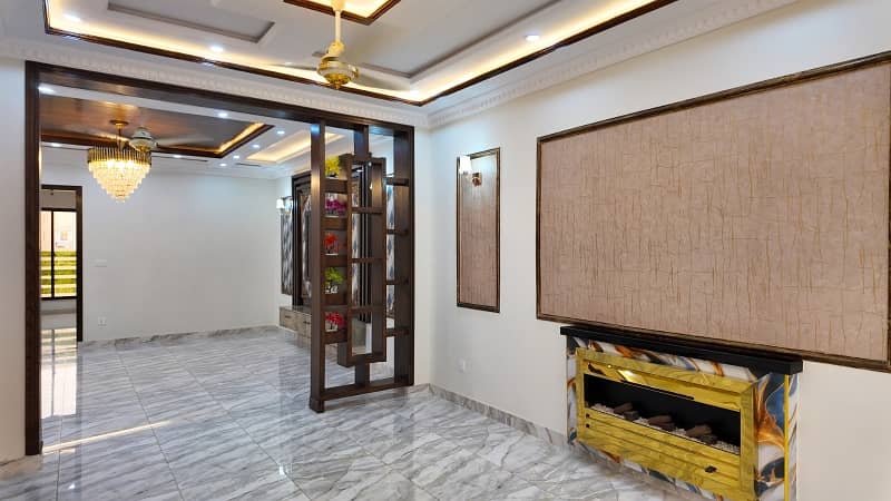 A Perfect Prime Location House Awaits You In Bankers Housing Society - Block B Lahore 8