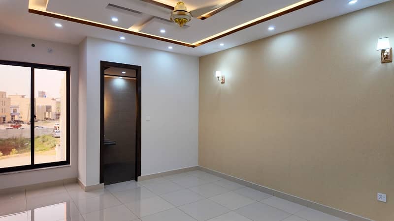 A Perfect Prime Location House Awaits You In Bankers Housing Society - Block B Lahore 35