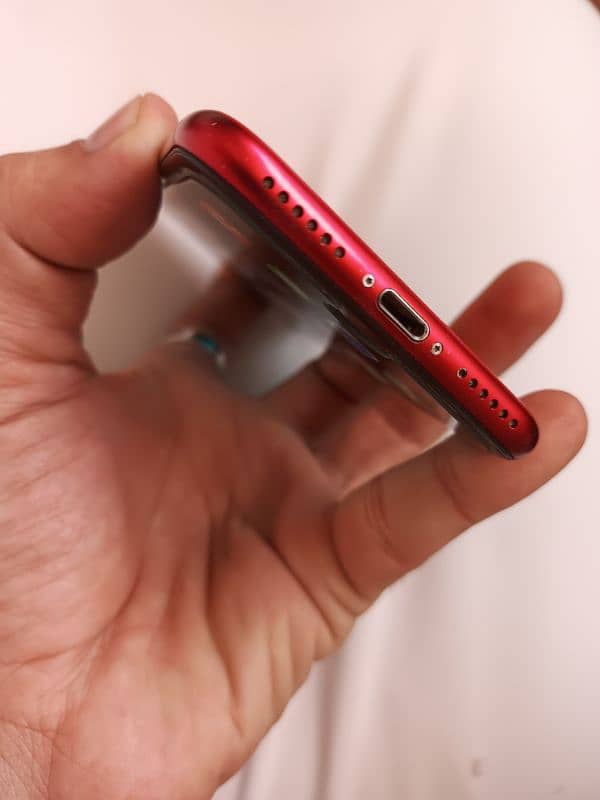 iphone SE 3rd generation 4