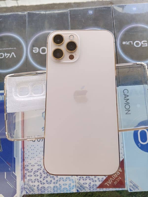 I phone 12 pro max 97 battery health 10 by 10 water pick 1 week chick 0
