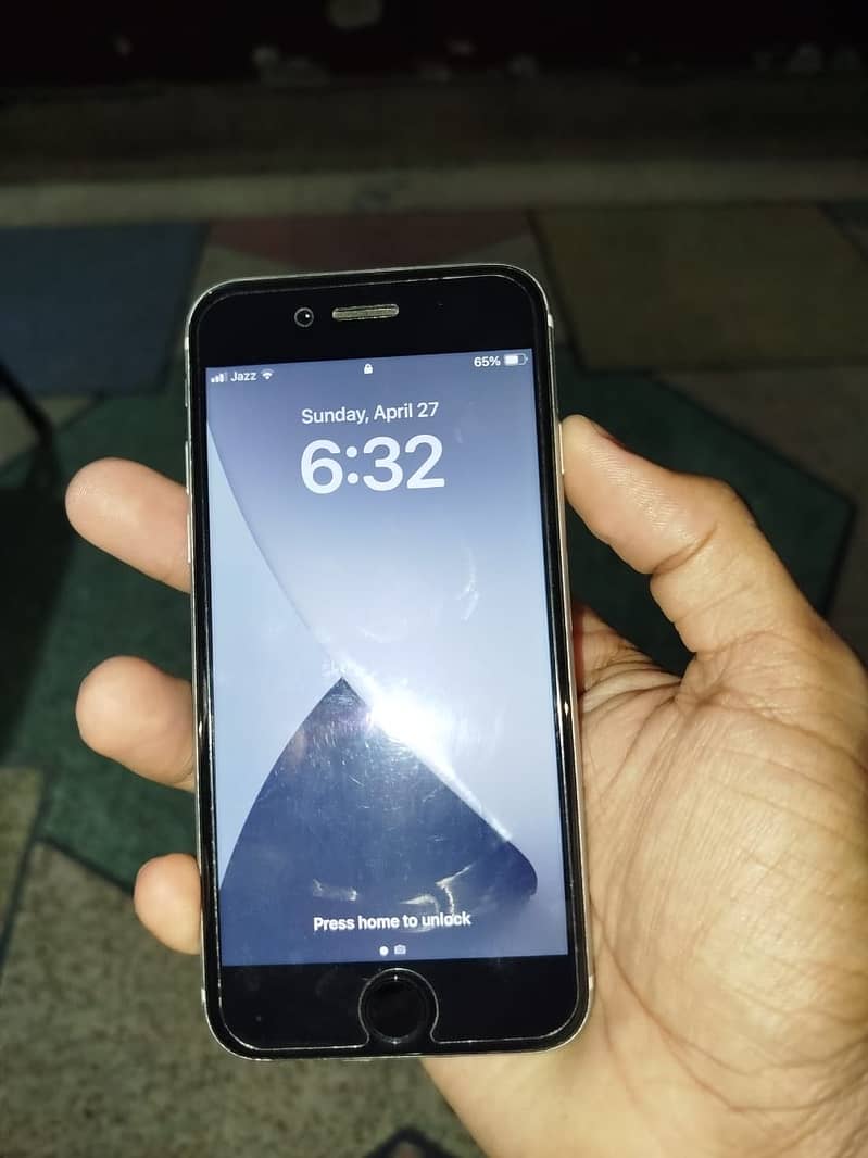 iPhone SE 2020 PTA Approved 2