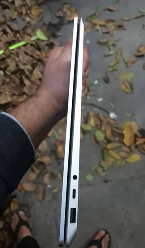 Microsoft Surface Laptop 3 13.5″ Touch Screen LED, Windows 11 2