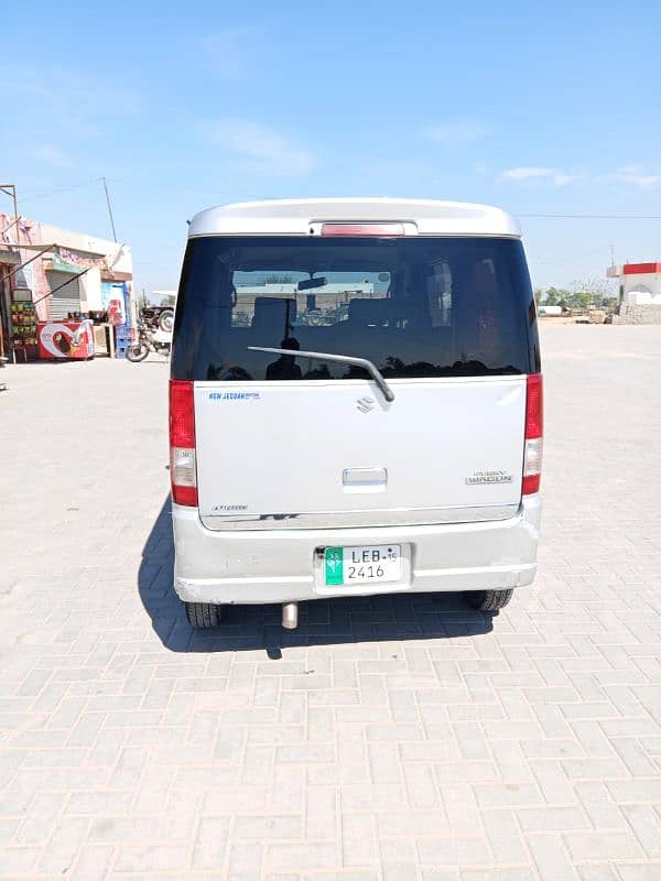 Suzuki Every Wagon 2010 3