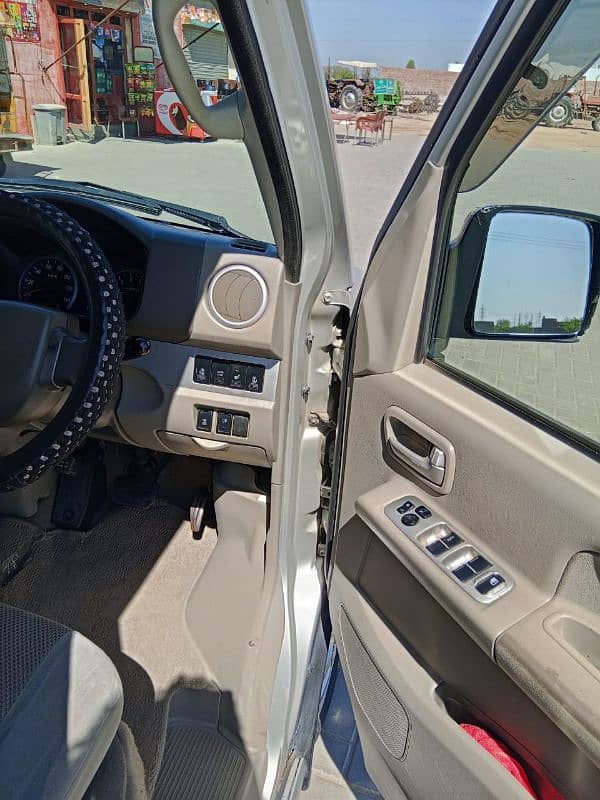 Suzuki Every Wagon 2010 13