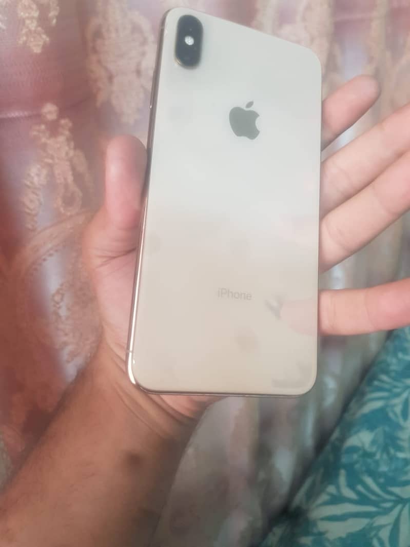 Apple iPhone XS Max 0