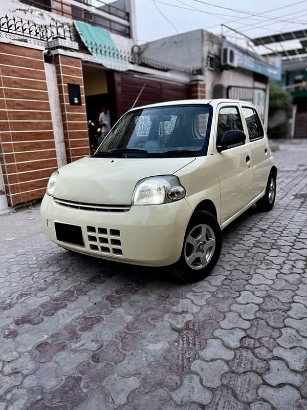 Daihatsu Esse 2007 1