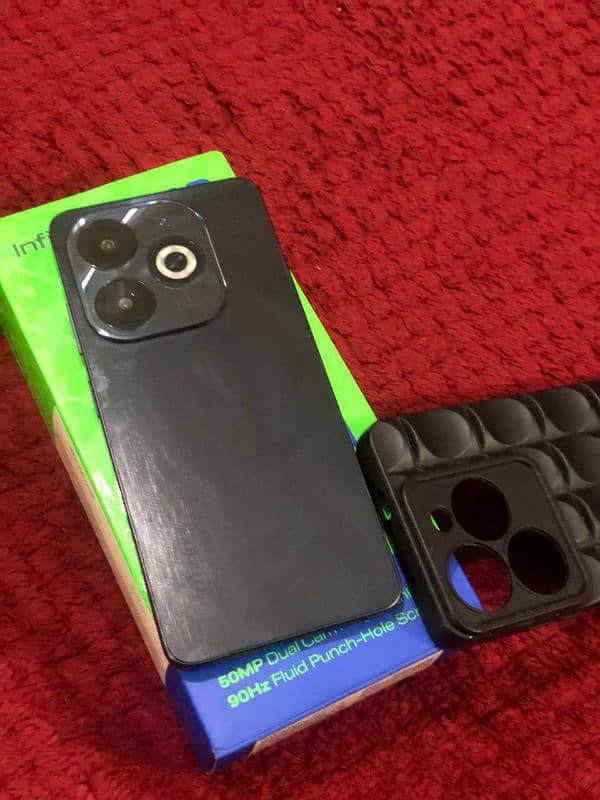 Infinix smart 8 pro 4+4/128 gb 10 by 10 1