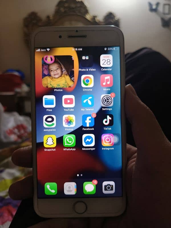 iphone 7 plus 256 GB PTA 0