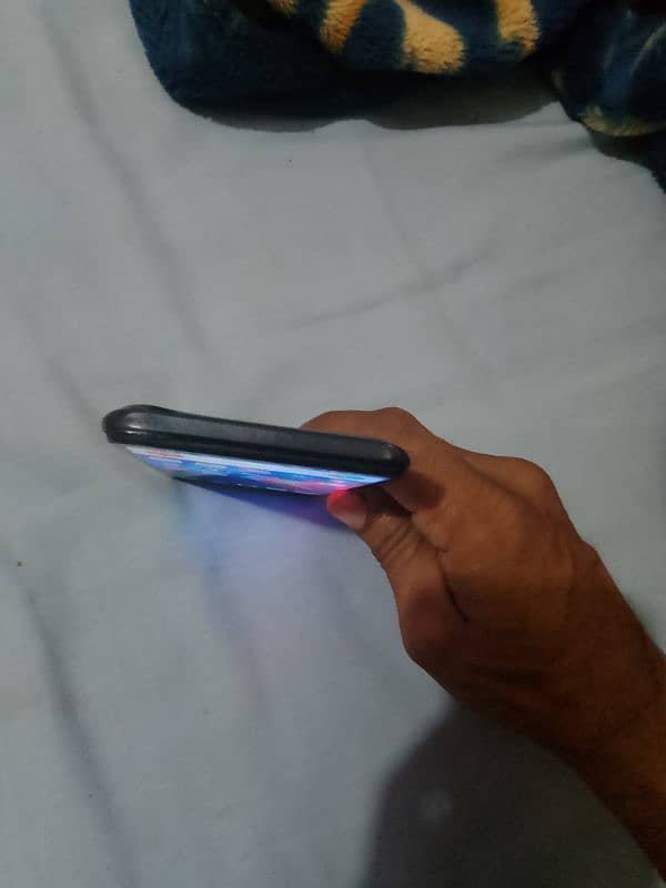 hot 11 he ok set he 4 64 bas Halka sa back cawar uthaa hua he bas 3