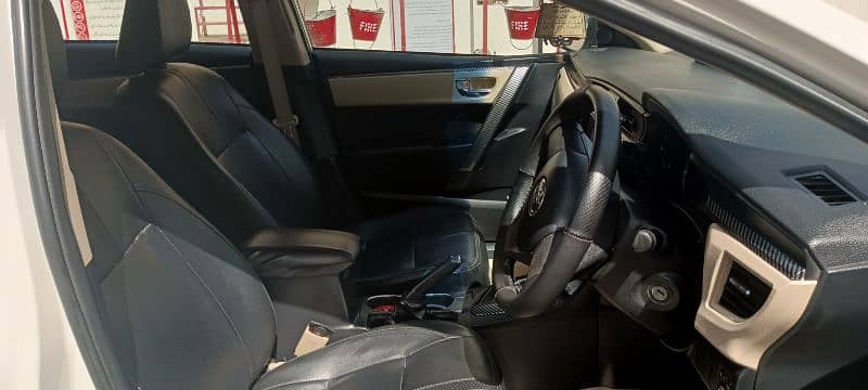 Toyota Corolla Altis 1.8 2014 8