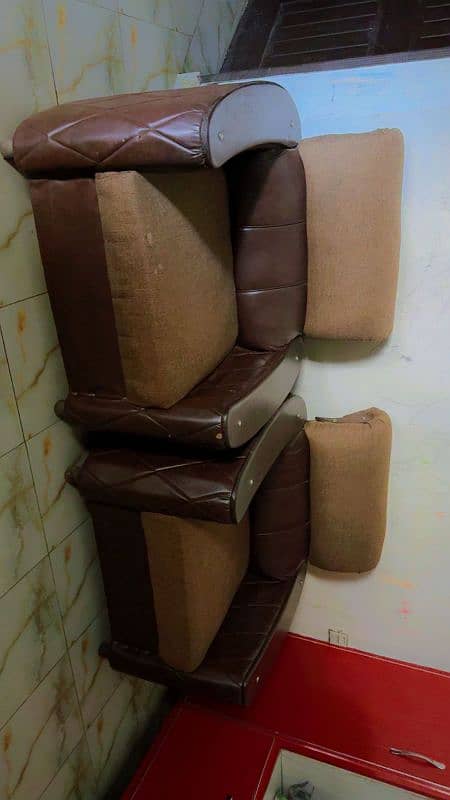 best high quality sofa set best condition 0