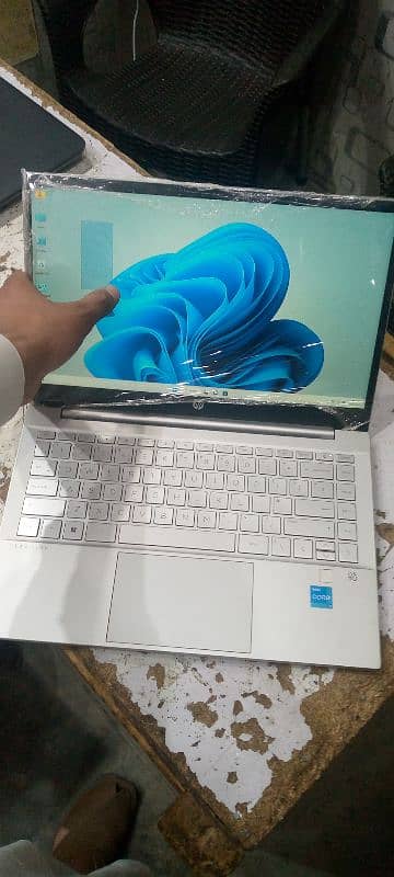 Hp Pavilion Touch Screen i3 11th gen 3