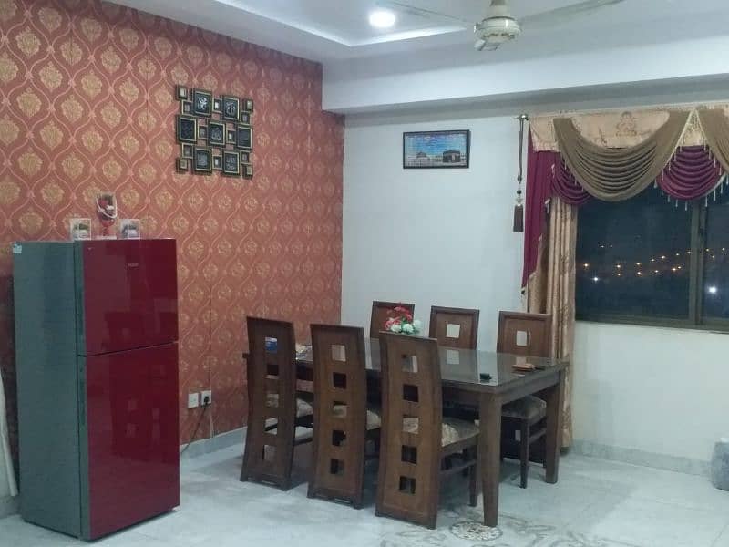 3 bed Apartment capital square 2