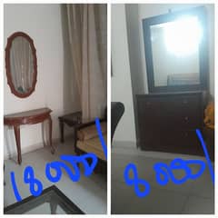 Wall mirror, console and dressing