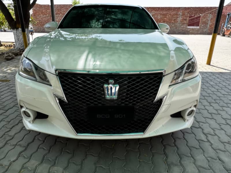 Toyota Crown Athelte S package 4