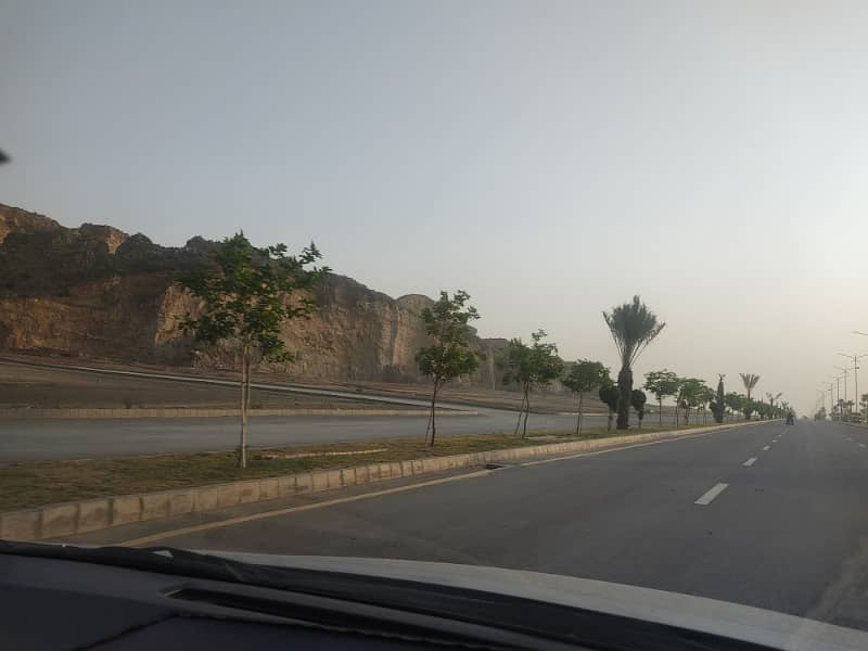 10 Marla Plot Available For Sale In Faisal Hills 4