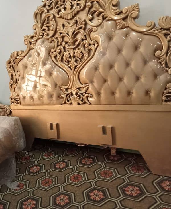 Bed , dressing , dining for sale 0