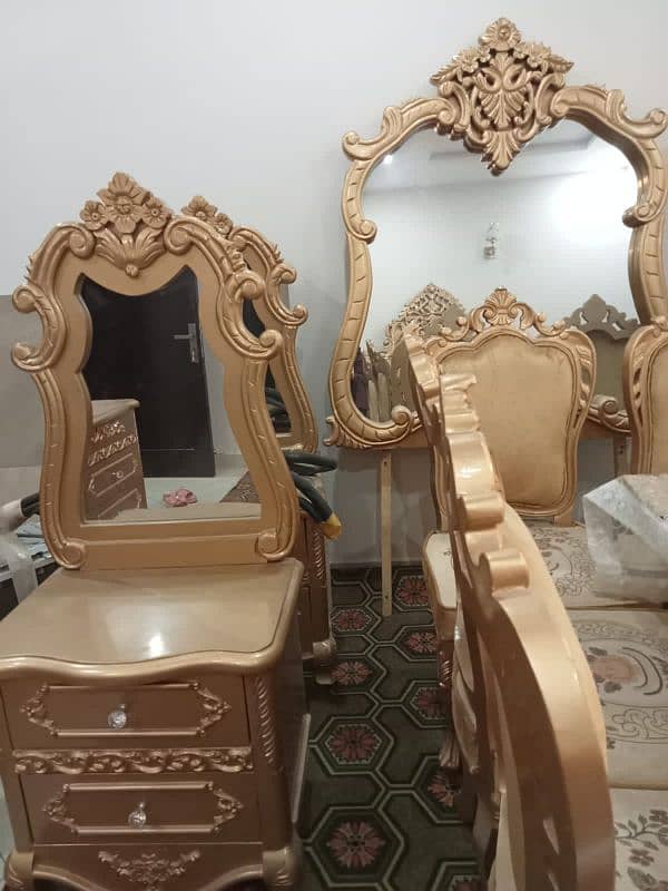 Bed , dressing , dining for sale 2