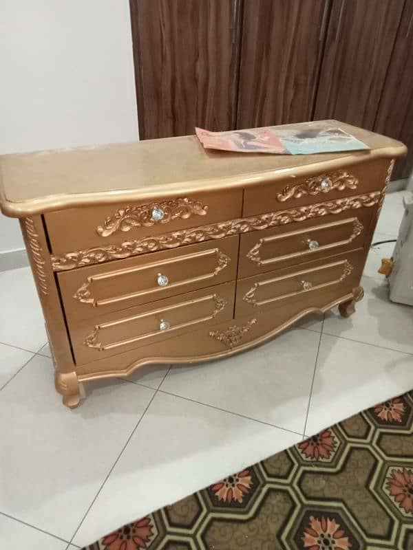 Bed , dressing , dining for sale 3