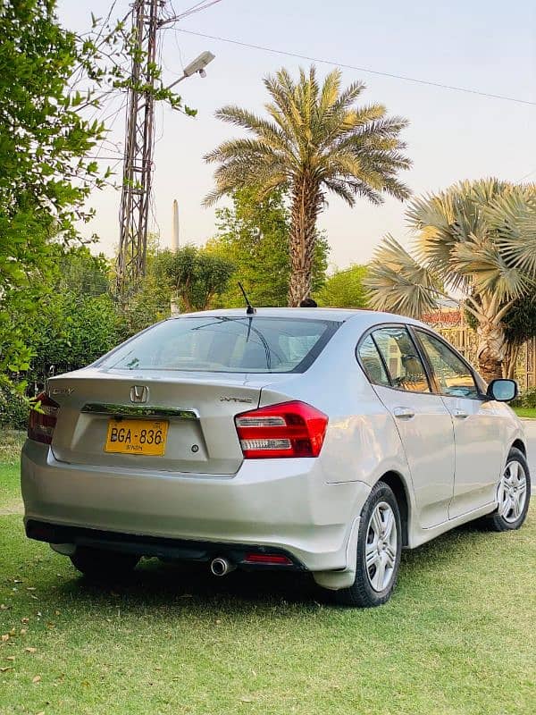 Honda City 2016 4