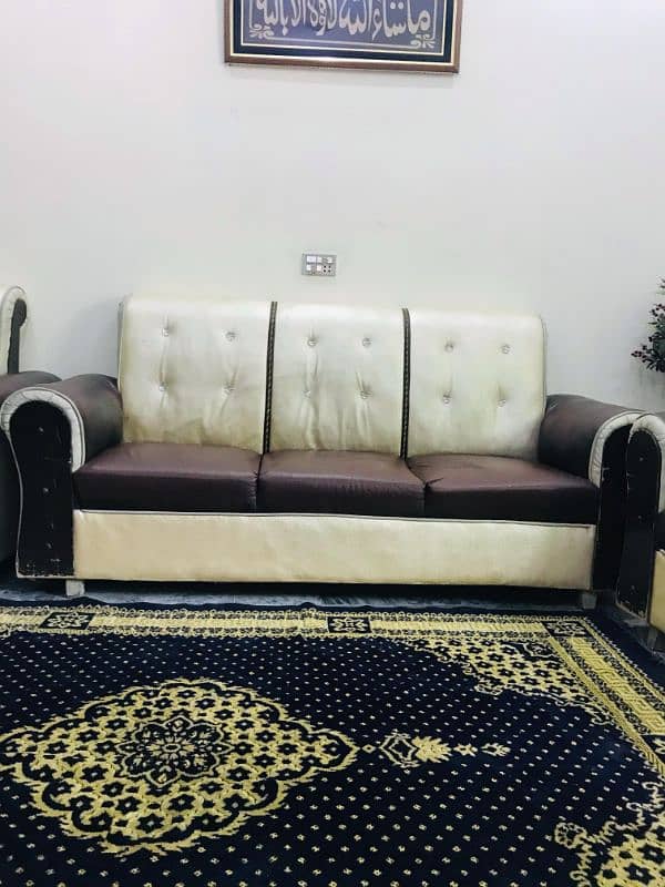 Sofa set 0
