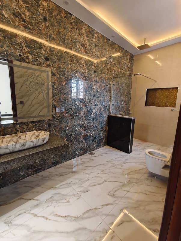 1 kanal Brand New Luxury Spanish Uppar Portion available for rent in punjab university phase 1 2