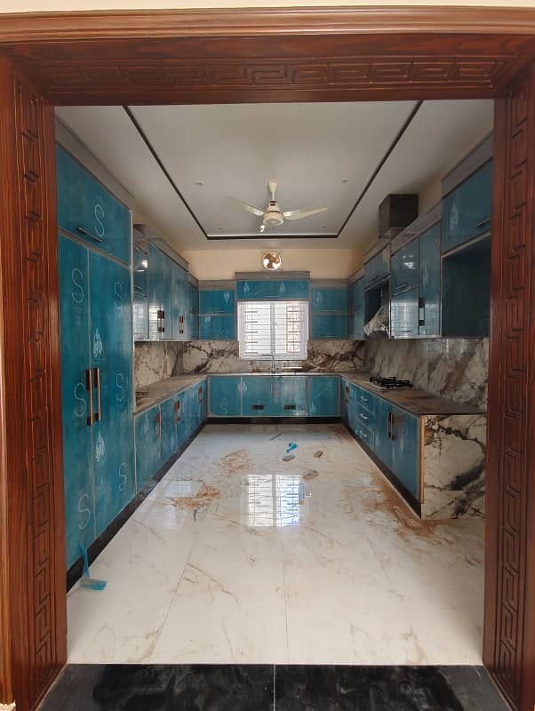 1 kanal Brand New Luxury Spanish Uppar Portion available for rent in punjab university phase 1 6