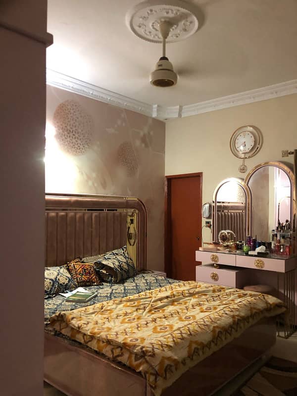2nd Floor, 3 Bed Lounge, Well Maintained 3