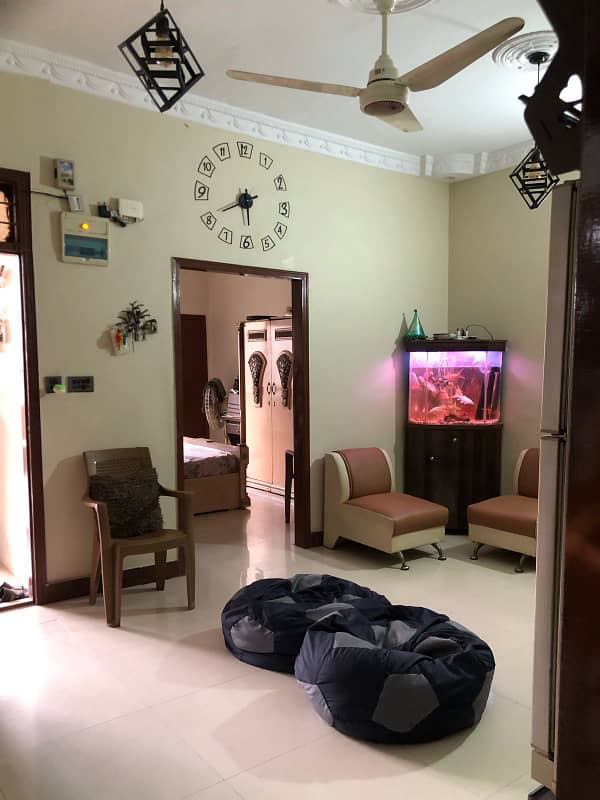 2nd Floor, 3 Bed Lounge, Well Maintained 7