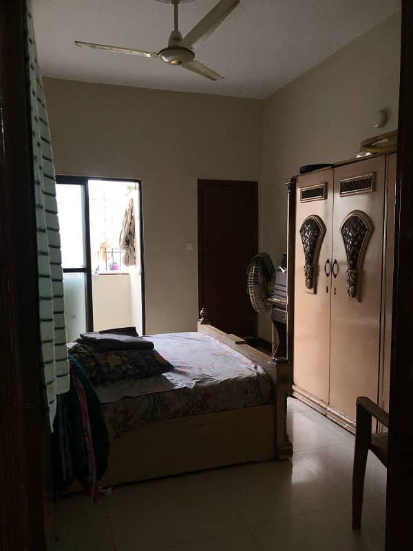2nd Floor, 3 Bed Lounge, Well Maintained 9