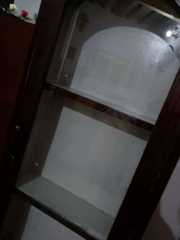 Showcase for Sale in Neat And Clean condition 7