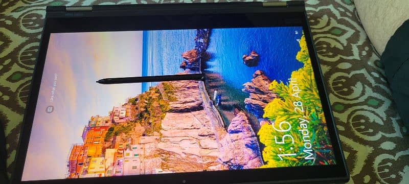 Lenovo Yoga 380 – 2-in-1 Convertible Laptop with Touchscreen & Stylus 3