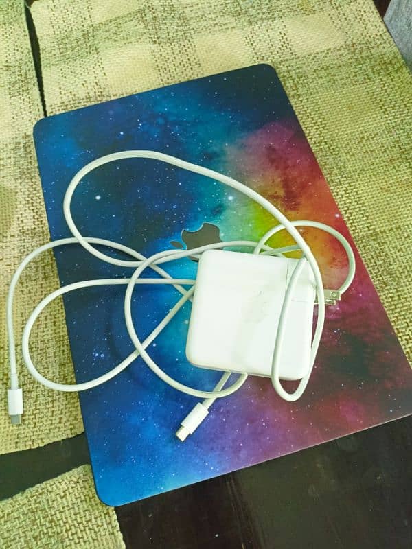 Apple MacBook pro 2017 0