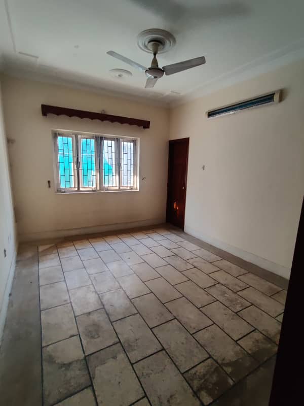 A 6 Marla House In I-10 Is On The Market For Rent 2