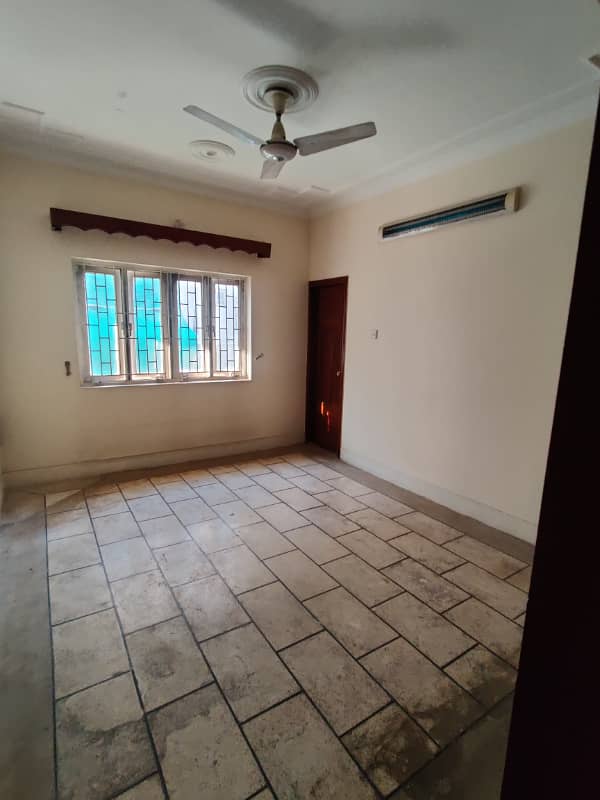 A 6 Marla House In I-10 Is On The Market For Rent 0